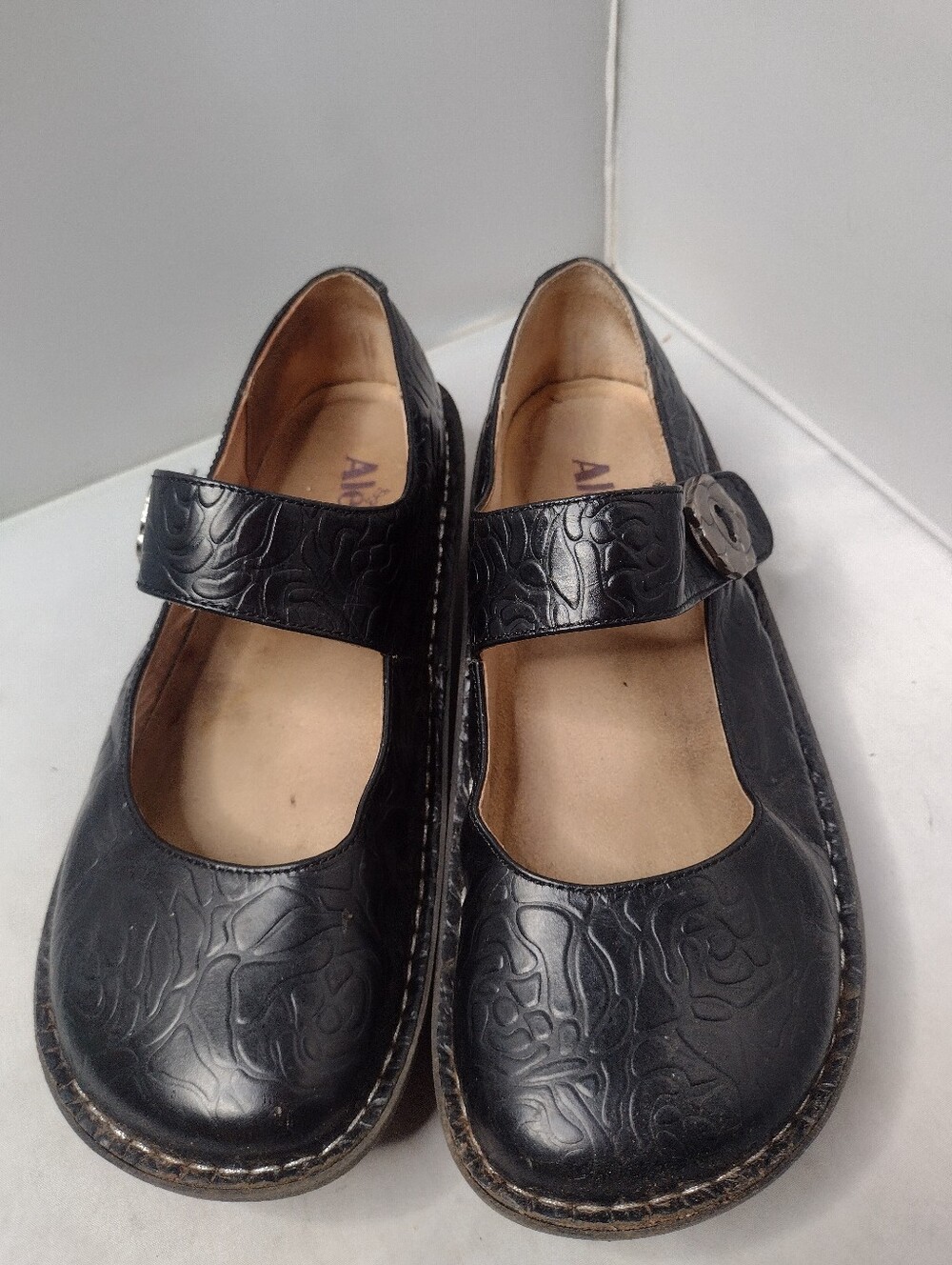 Allegria Paloma Mary Jane Shoes 38 Black Emboss Leather Comfort Wedge ii